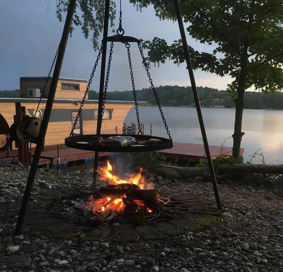 Ботели Houseboat Ślesin Слесин-4