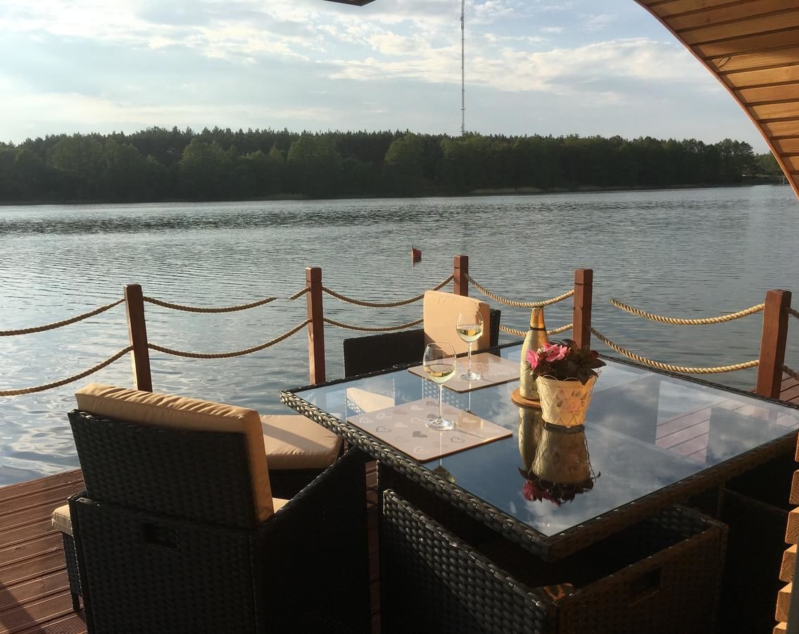 Ботели Houseboat Ślesin Слесин-16