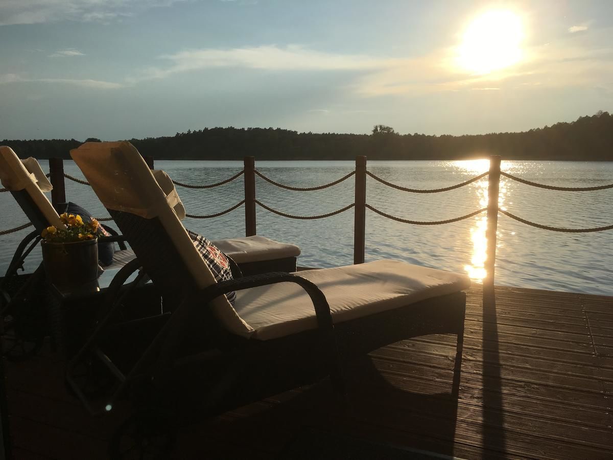 Ботели Houseboat Ślesin Слесин-17