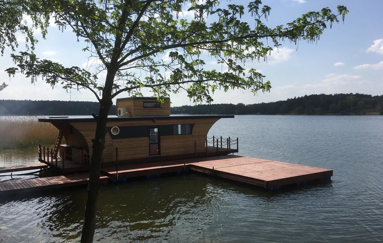Ботели Houseboat Ślesin Слесин-9