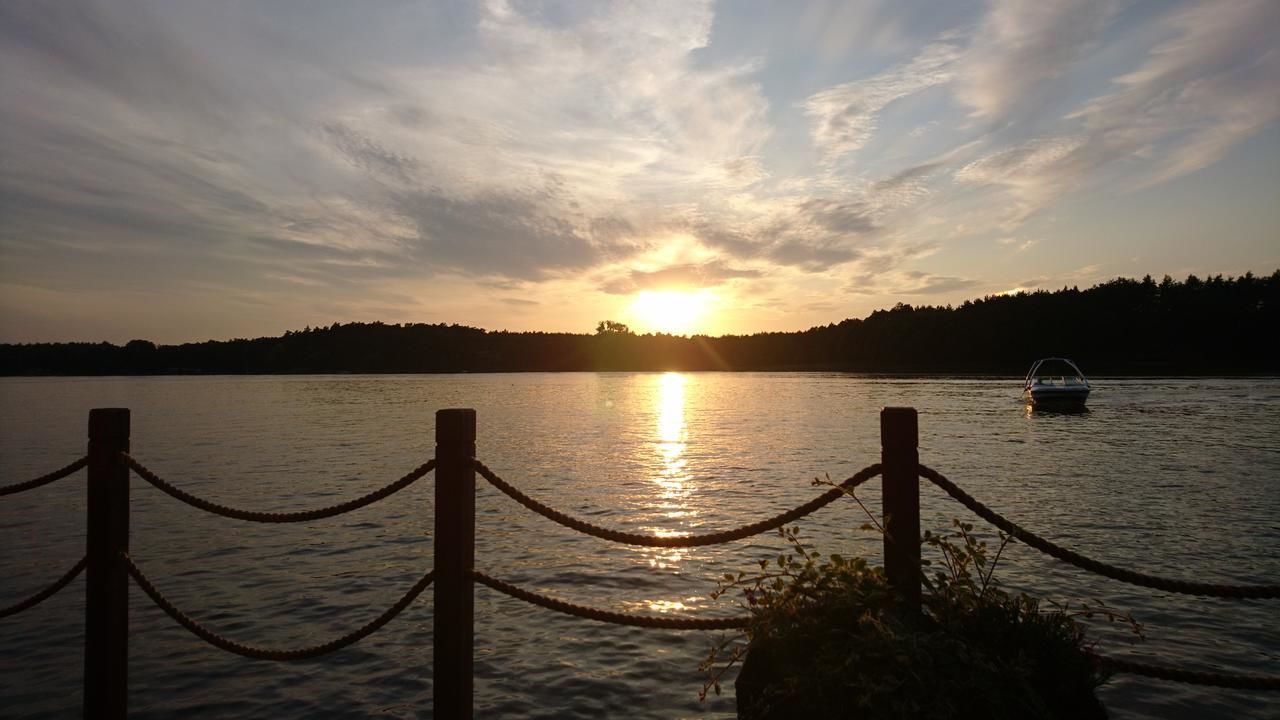 Ботели Houseboat Ślesin Слесин-11