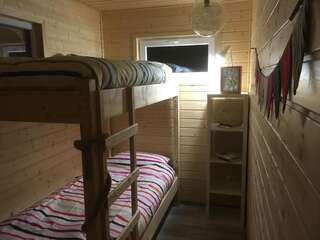 Ботели Houseboat Ślesin Слесин Шале с 3 спальнями-1
