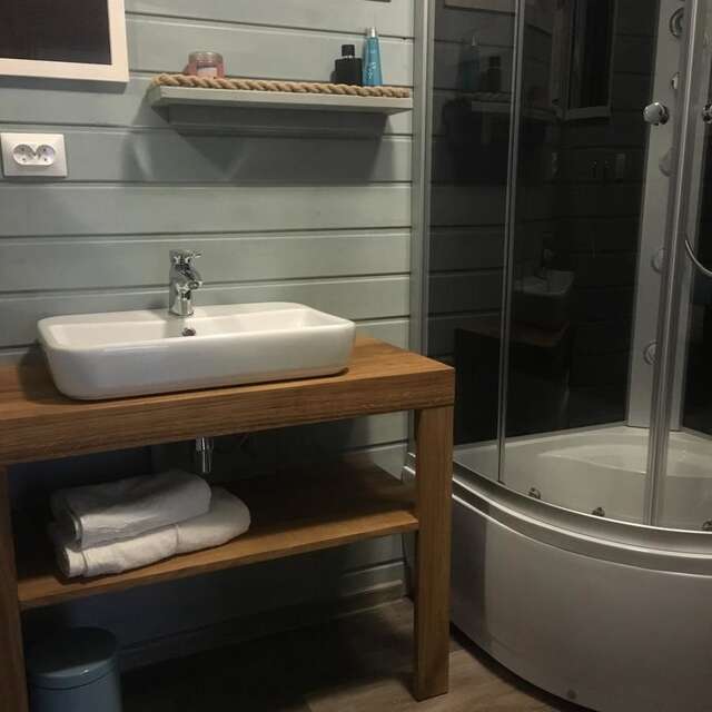 Ботели Houseboat Ślesin Слесин-22